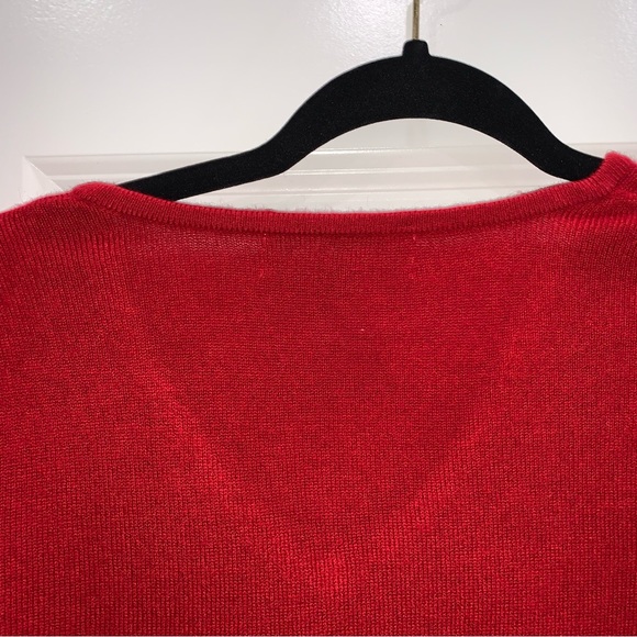 KAREN SCOTT red 🍒V-Neck sweater with Rhinestones size small - Picture 8 of 9